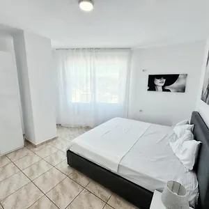 Beachfront Marilyn Appartamento