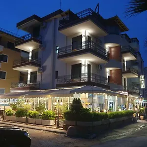 Hotell Dollari