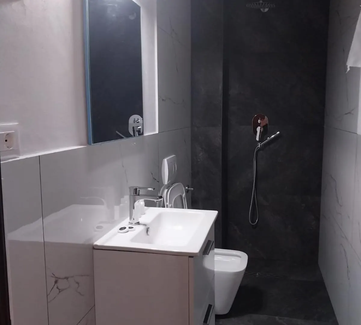 Hotel Luli City Center Durres
